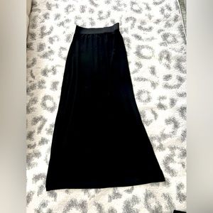 Black maxi